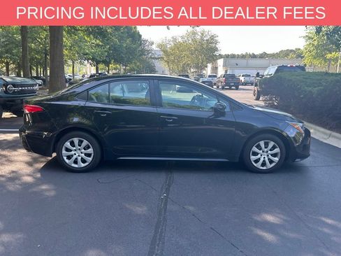 Used 2020 Toyota Corolla LE FWD image 8
