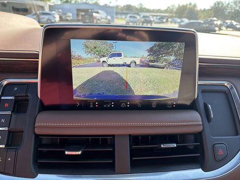 Used 2024 Chevrolet Tahoe High Country image 20