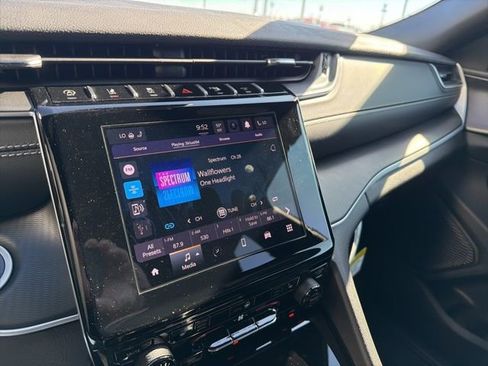 New 2025 Jeep Grand Cherokee Altitude RWD image 13