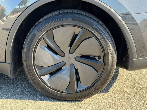 Used 2026 Tesla Model Y Long Range image 14