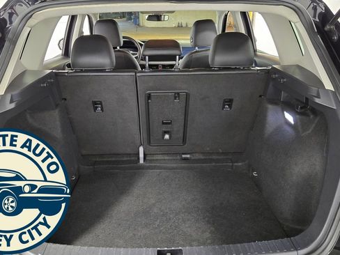 Used 2024 Volkswagen Taos SE image 27