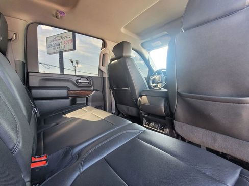 Used 2022 GMC Sierra 3500 SLT AWD/4WD image 3