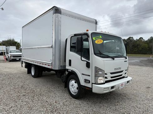 Used 2020 Isuzu NPR image 3