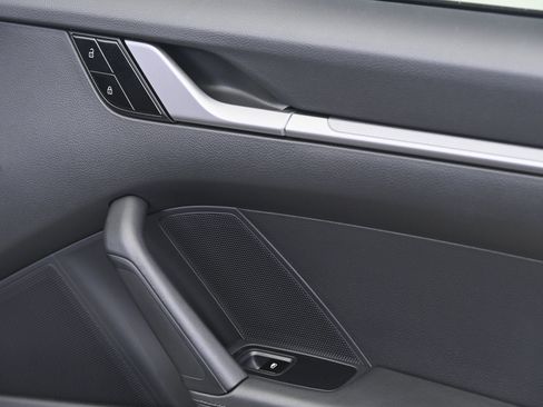 Used 2020 Porsche 911 Carrera S image 20