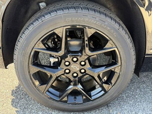 New 2026 Chevrolet Traverse RS w/ LPO, Floor Liner Package image 9