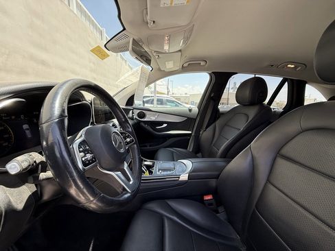 Used 2020 Mercedes-Benz GLC 300 4MATIC image 5