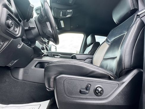 Used 2020 RAM 1500 Big Horn AWD/4WD image 17