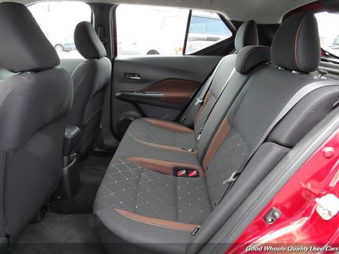 Used 2020 Nissan Kicks SR FWD image 14