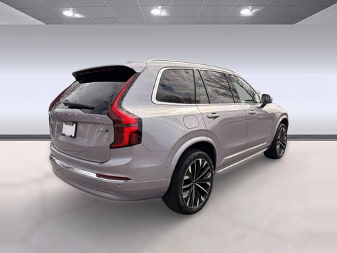 New 2026 Volvo XC90 B6 Plus w/ Protection Package Premier image 9
