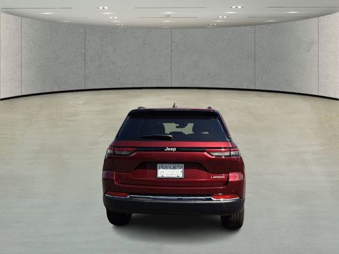 New 2026 Jeep Grand Cherokee Laredo RWD image 6