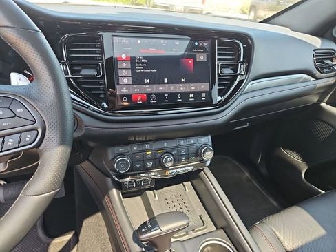 Used 2025 Dodge Durango R/T image 11