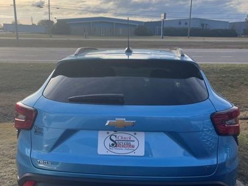 New 2026 Chevrolet Trax LT w/ LT Convenience Package image 18