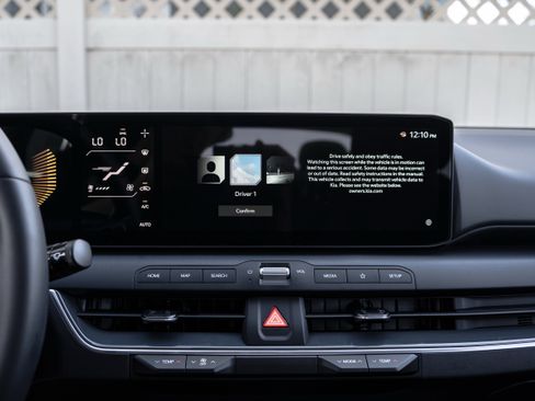 New 2026 Kia K4 EX image 17