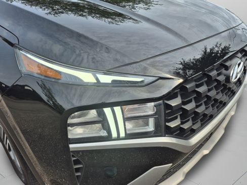 Certified 2023 Hyundai Santa Fe SE FWD image 9