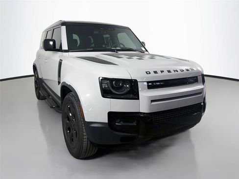 New 2026 Land Rover Defender 110 S AWD/4WD image 3