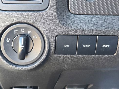 Used 2010 Ford Escape XLT image 18