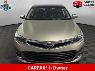 Used 2015 Toyota Avalon XLE video 2