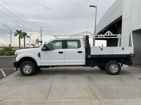 Used 2017 Ford F350 XL AWD/4WD image 4