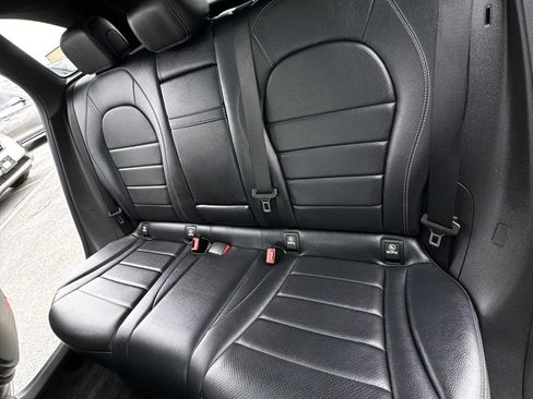 Used 2019 Mercedes-Benz GLC 300 4MATIC image 21