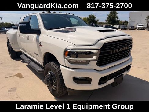 Used 2024 RAM 3500 Laramie w/ Night Edition AWD/4WD image 5