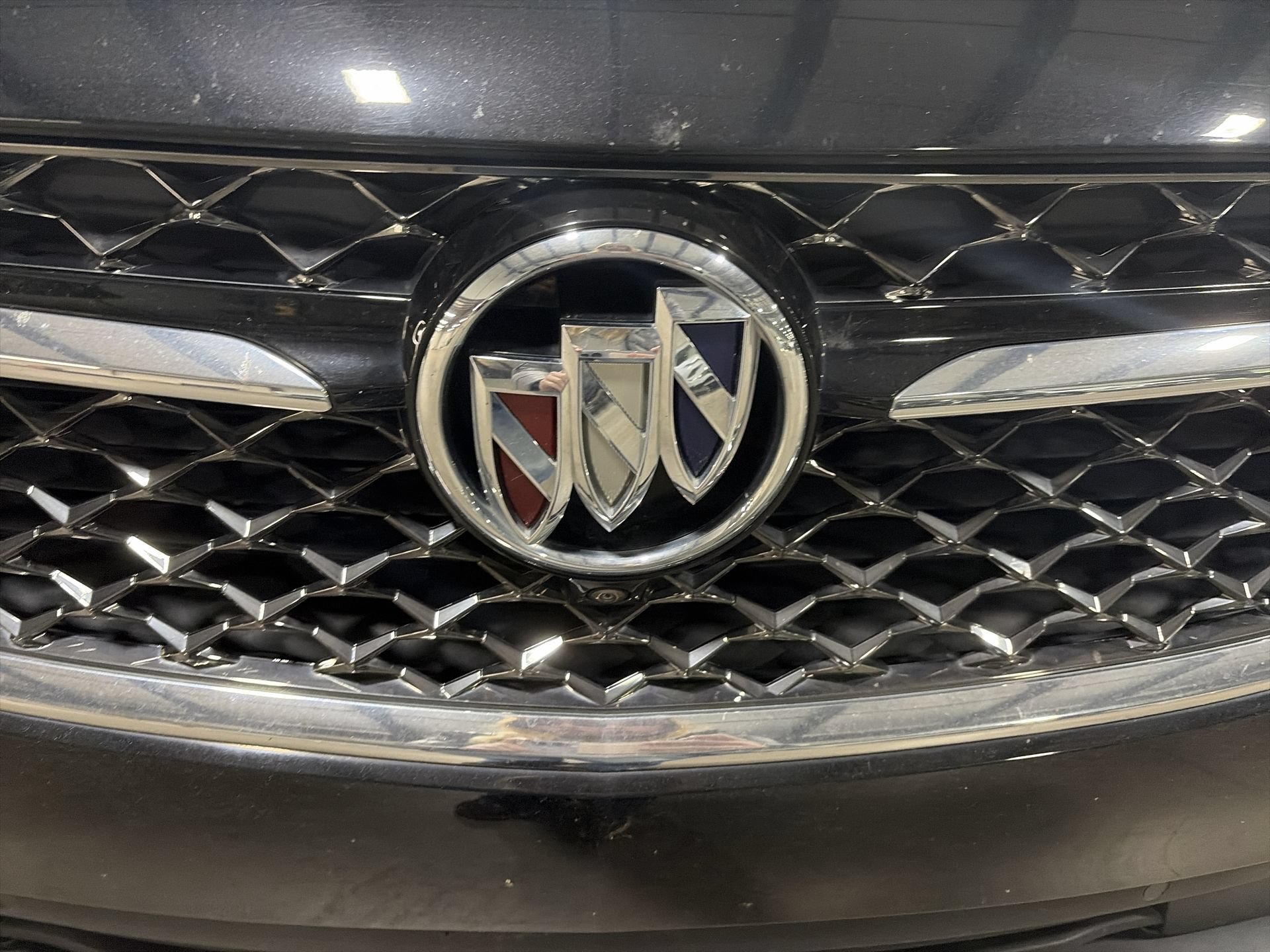 Used 2023 Buick Envision Avenir AWD/4WD image 33
