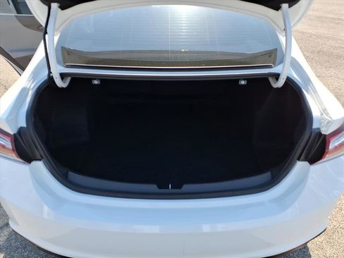 Used 2022 Chevrolet Malibu LT image 13