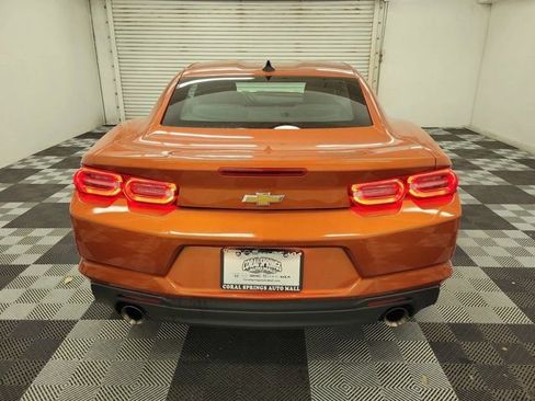 Used 2023 Chevrolet Camaro LT RWD image 5