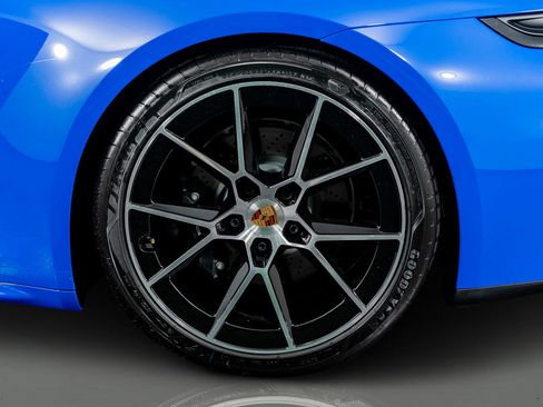 Used 2026 Porsche 911 Carrera T image 19