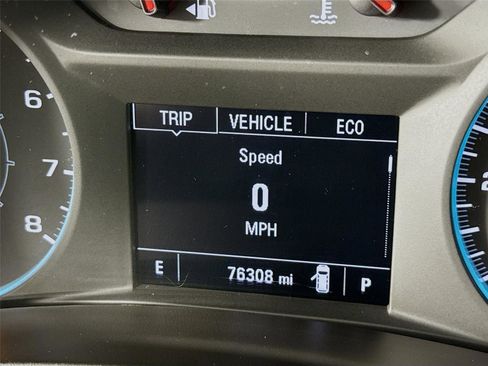 Used 2019 Chevrolet Equinox LS w/ LS Convenience Package image 2