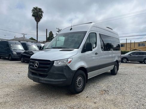 Used 2019 Mercedes-Benz Sprinter 2500 image 1