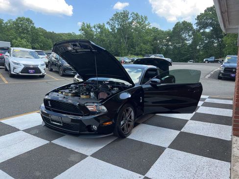 Used 2010 Ford Mustang Shelby GT500 image 22