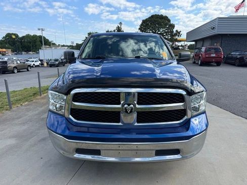 Used 2015 RAM 1500 Classic SLT RWD image 3