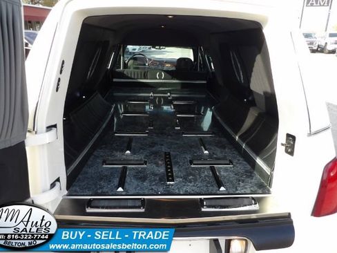 Used 2004 Cadillac De Ville Hearse image 13