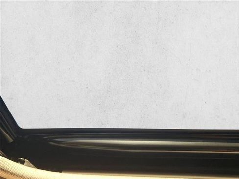 Used 2024 Toyota Camry SE w/ Convenience Package image 15