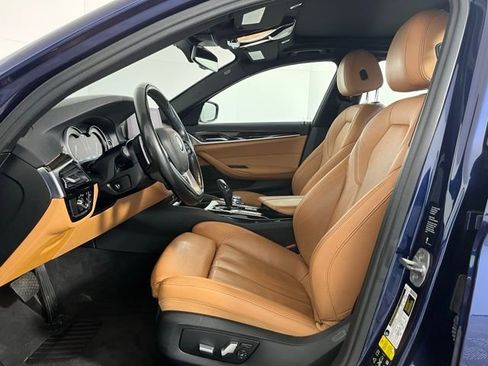 Used 2019 BMW 530i xDrive image 11