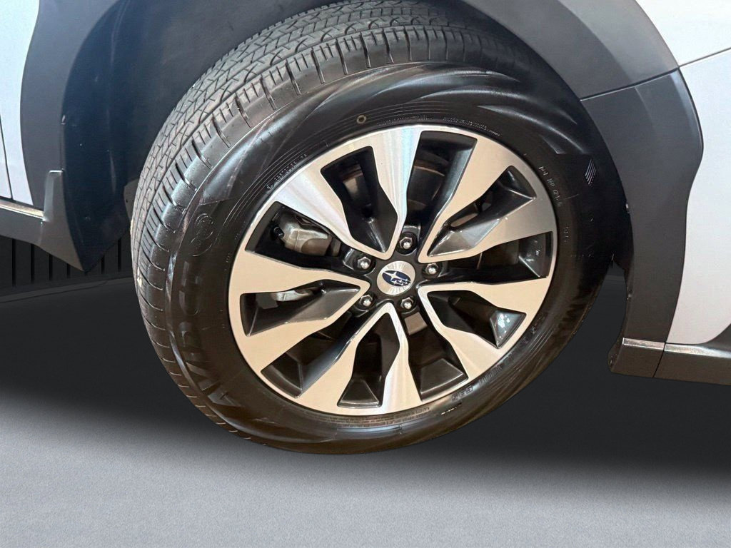 Used 2023 Subaru Outback Limited AWD/4WD image 19