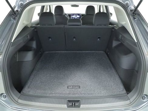 Used 2025 Volkswagen Tiguan S image 34