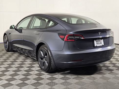 Used 2023 Tesla Model 3 Standard Range RWD image 3