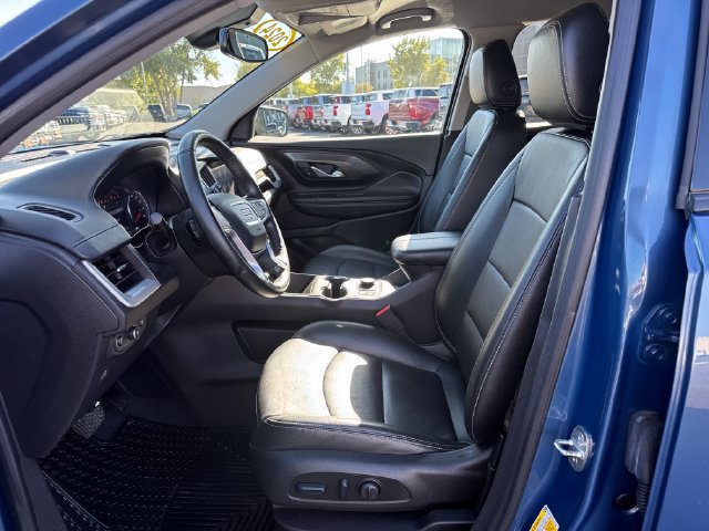Used 2024 GMC Terrain SLT AWD/4WD image 9