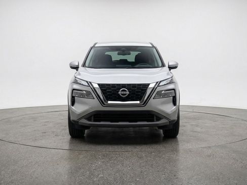 Used 2025 Nissan Rogue SV AWD/4WD image 2