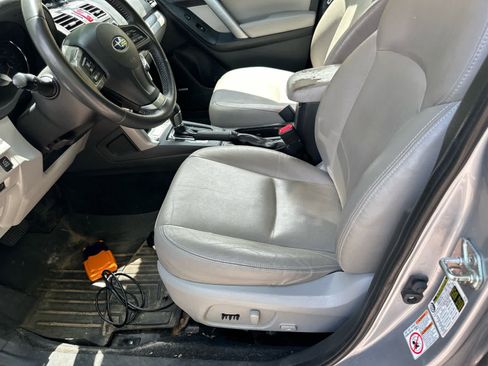 Used 2016 Subaru Forester 2.5i Touring w/ Eyesight & Navigation System AWD/4WD image 3