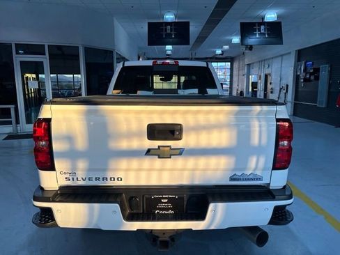 Used 2019 Chevrolet Silverado 2500 High Country w/ Duramax Plus Package AWD/4WD image 8