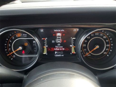 Used 2021 Jeep Wrangler Unlimited Sport image 15