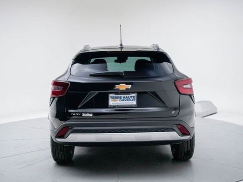 New 2026 Chevrolet Trax LT w/ LT Convenience Package image 6