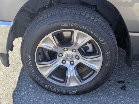 Used 2024 RAM 1500 Laramie image 24