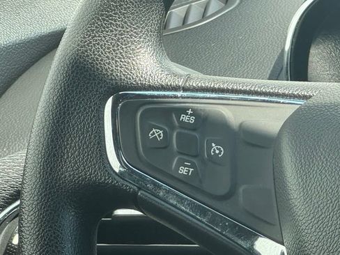Used 2019 Chevrolet Cruze LT w/ Convenience Package FWD image 15