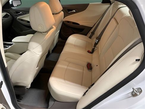 Used 2024 Chevrolet Malibu LT image 10