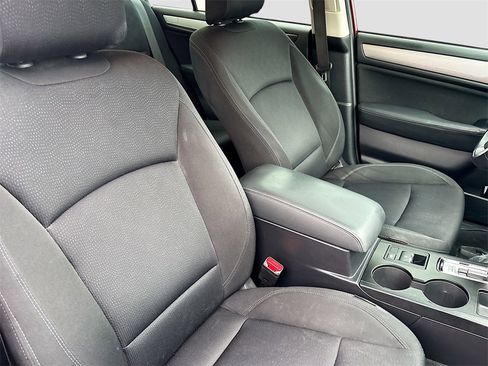 Used 2018 Subaru Legacy 2.5i Premium image 26