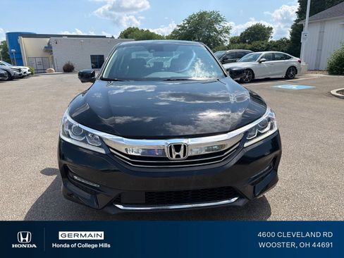Used 2017 Honda Accord EX-L image 2