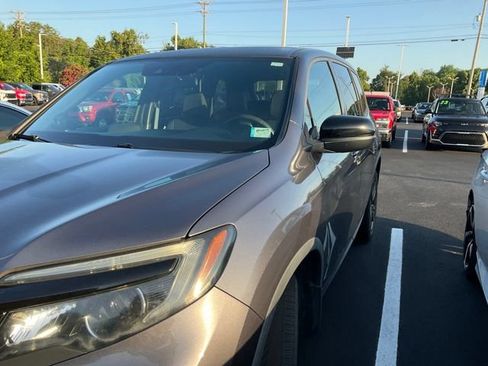 Used 2019 Honda Passport Sport image 9